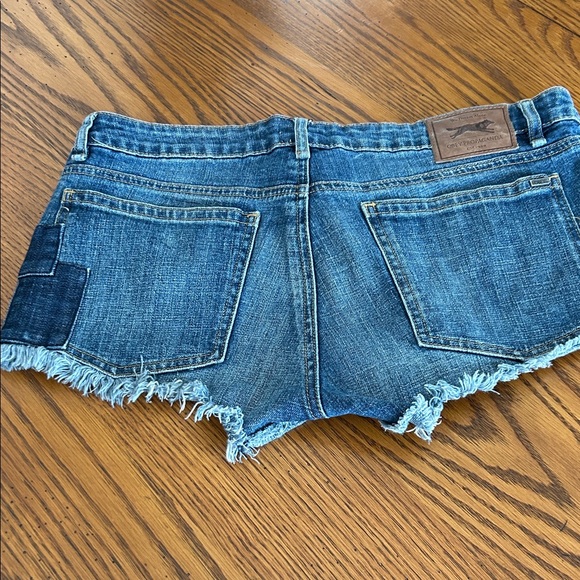 Obey Propaganda Denim Blue Women's Shorts/9 - Picture 4 of 5